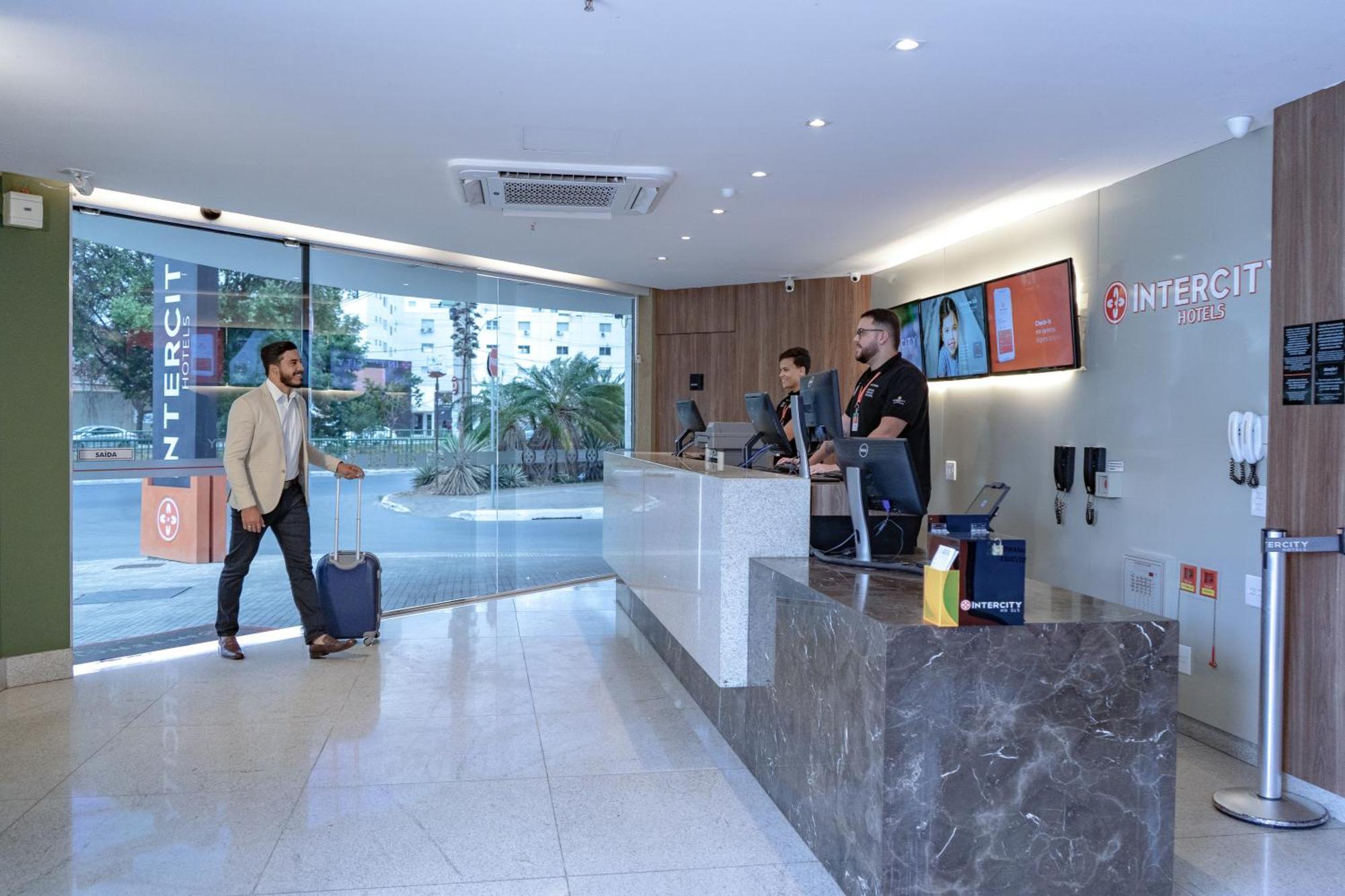 Intercity มอนเตสกลารอส ภายนอก รูปภาพ
